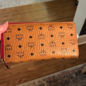 MCM Visetos Leather Continental Wallet